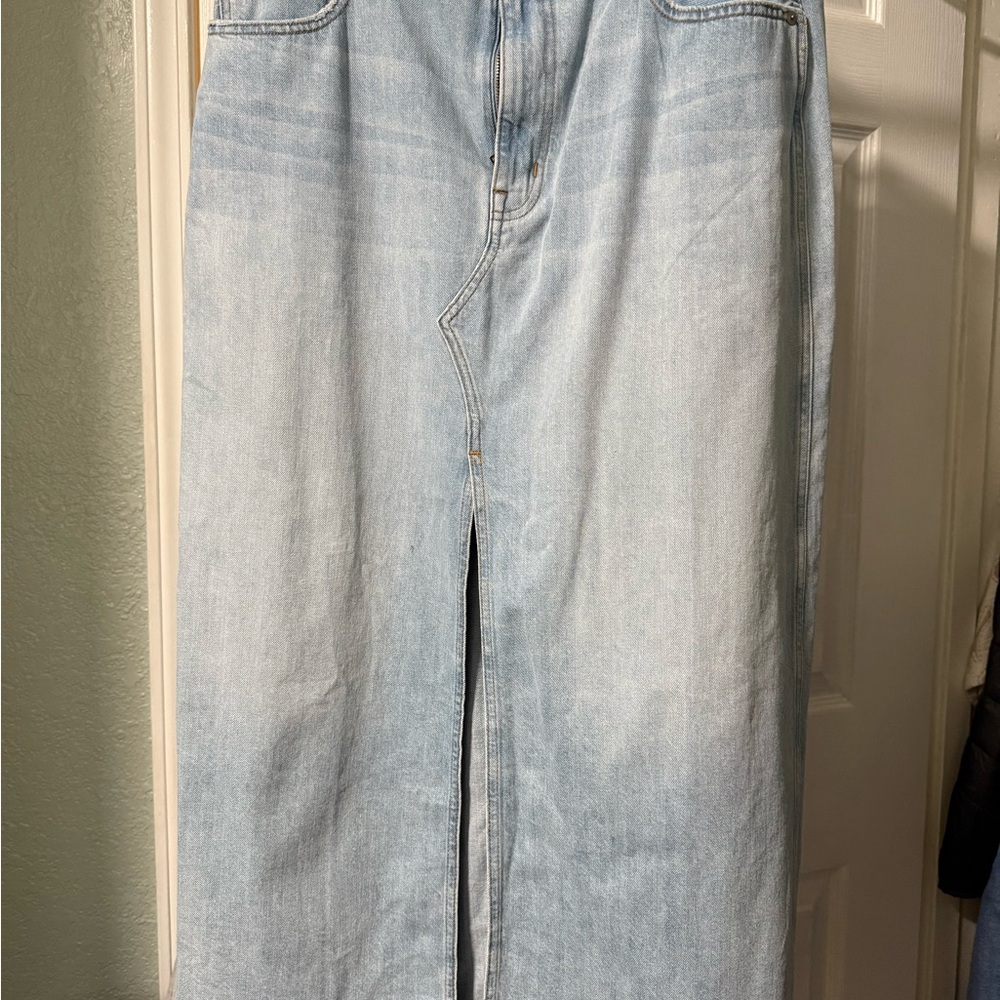 Madewell Light Wash Denim Jeans